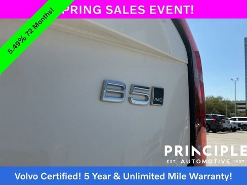 Certified 2025 Volvo XC90 B5 Plus AWD/4WD image 14