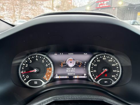 Used 2019 Jeep Renegade Trailhawk image 42