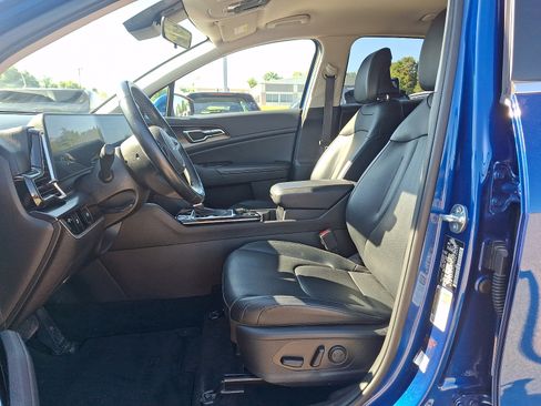 Used 2024 Kia Sportage EX AWD/4WD image 14