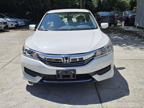 Used 2016 Honda Accord LX image 8