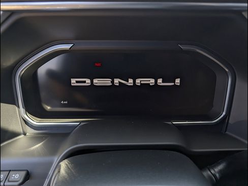 New 2026 GMC Sierra 3500 Denali w/ Denali Reserve Package AWD/4WD image 2