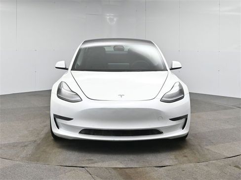 Used 2022 Tesla Model 3 Long Range image 8