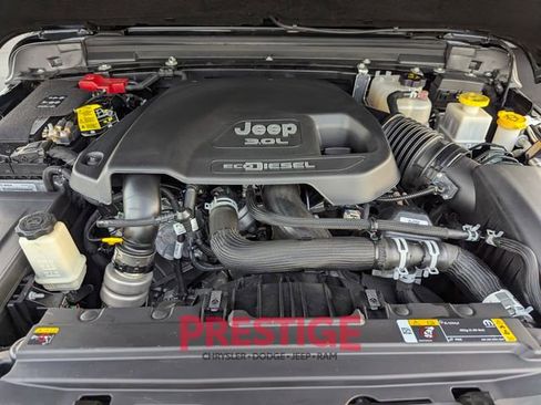 Used 2023 Jeep Gladiator Sport image 36