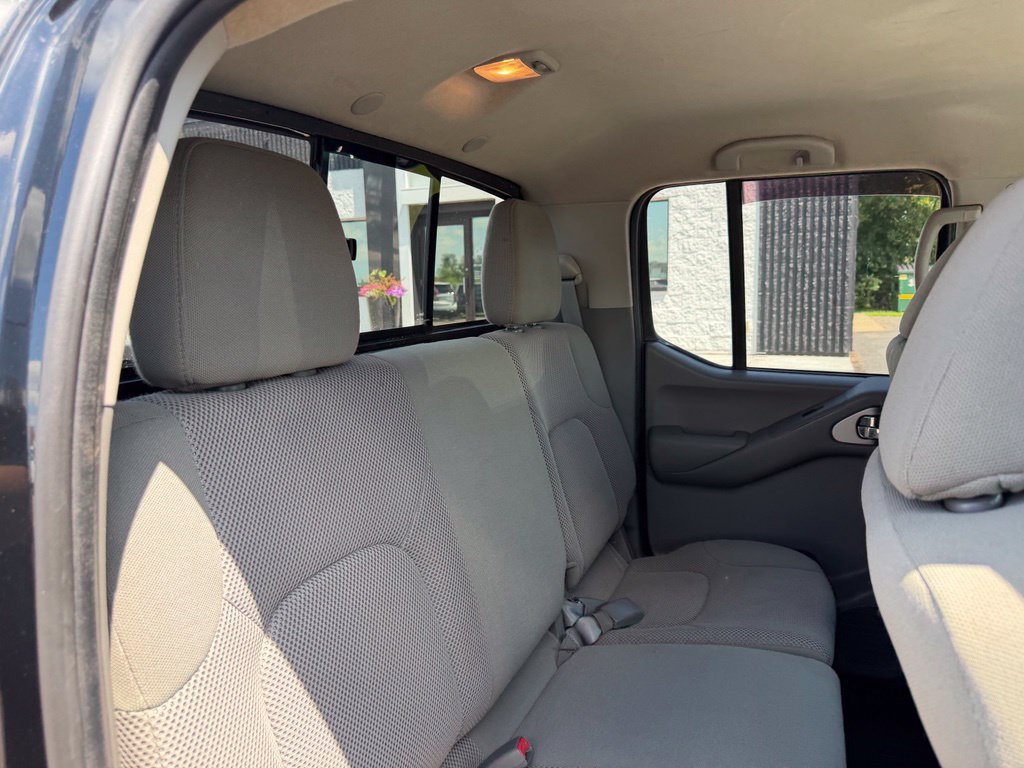 Used 2019 Nissan Frontier SV AWD/4WD image 26