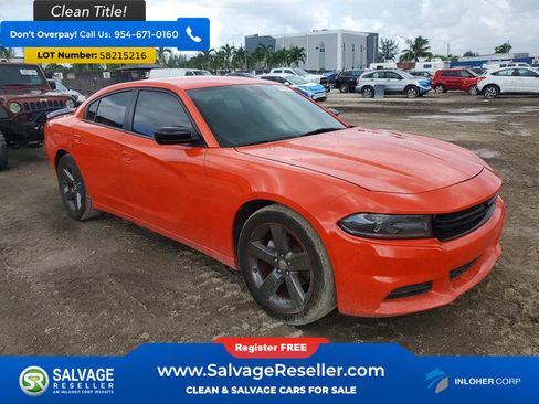 Used 2019 Dodge Charger SXT w/ Plus Group RWD image 5