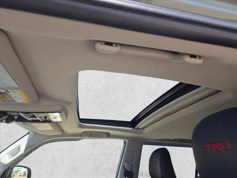 Used 2023 Toyota 4Runner TRD Off-Road Premium w/ Off Road Premium Plus Package AWD/4WD image 16