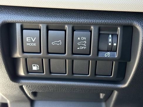 New 2025 Subaru Forester Limited image 43