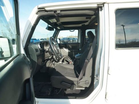 Used 2015 Jeep Wrangler Unlimited Sahara w/ Dual Top Group image 11