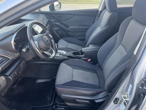 Used 2019 Subaru Crosstrek 2.0i Premium image 16