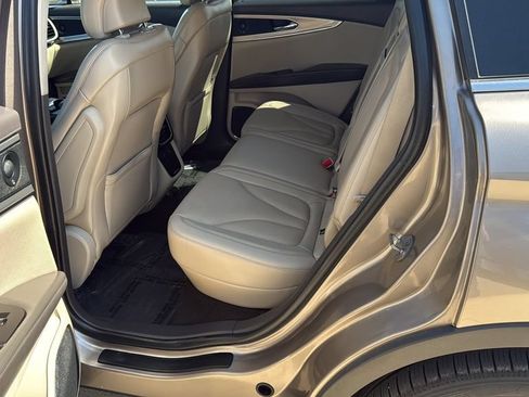 Used 2019 Lincoln Nautilus Reserve AWD/4WD image 14