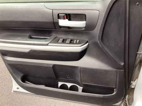 Used 2019 Toyota Tundra SR5 image 24