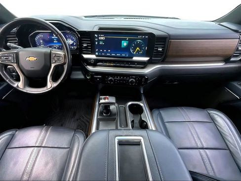 Used 2022 Chevrolet Silverado 1500 High Country w/ Z71 Off-Road Package image 16