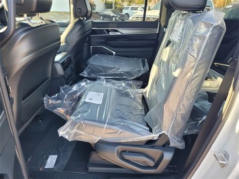 New 2026 Jeep Grand Wagoneer L Limited image 5