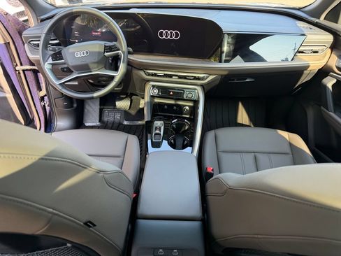 Used 2025 Audi Q5 Premium w/ Convenience Package AWD/4WD image 20