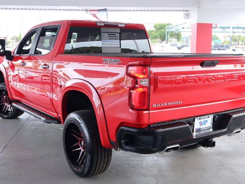 Used 2021 Chevrolet Silverado 1500 LT Trail Boss w/ Convenience Package II AWD/4WD image 7