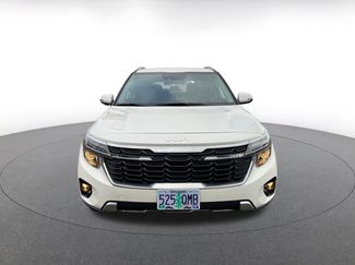 Used 2025 Kia Seltos S video 2