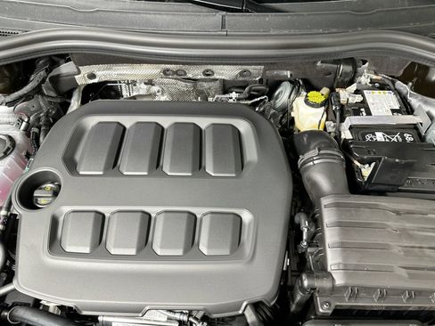 New 2026 Volkswagen Tiguan SE image 28