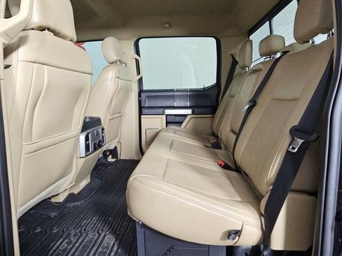 Used 2020 Ford F350 Lariat image 25