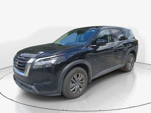 Used 2025 Nissan Pathfinder S FWD image 10