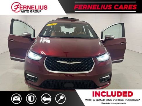Used 2021 Chrysler Pacifica Pinnacle AWD/4WD image 6