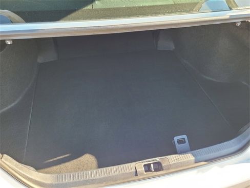 Used 2024 Toyota Camry SE image 25