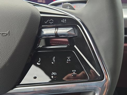 New 2026 Cadillac Escalade Luxury w/ Touring Package AWD/4WD image 30