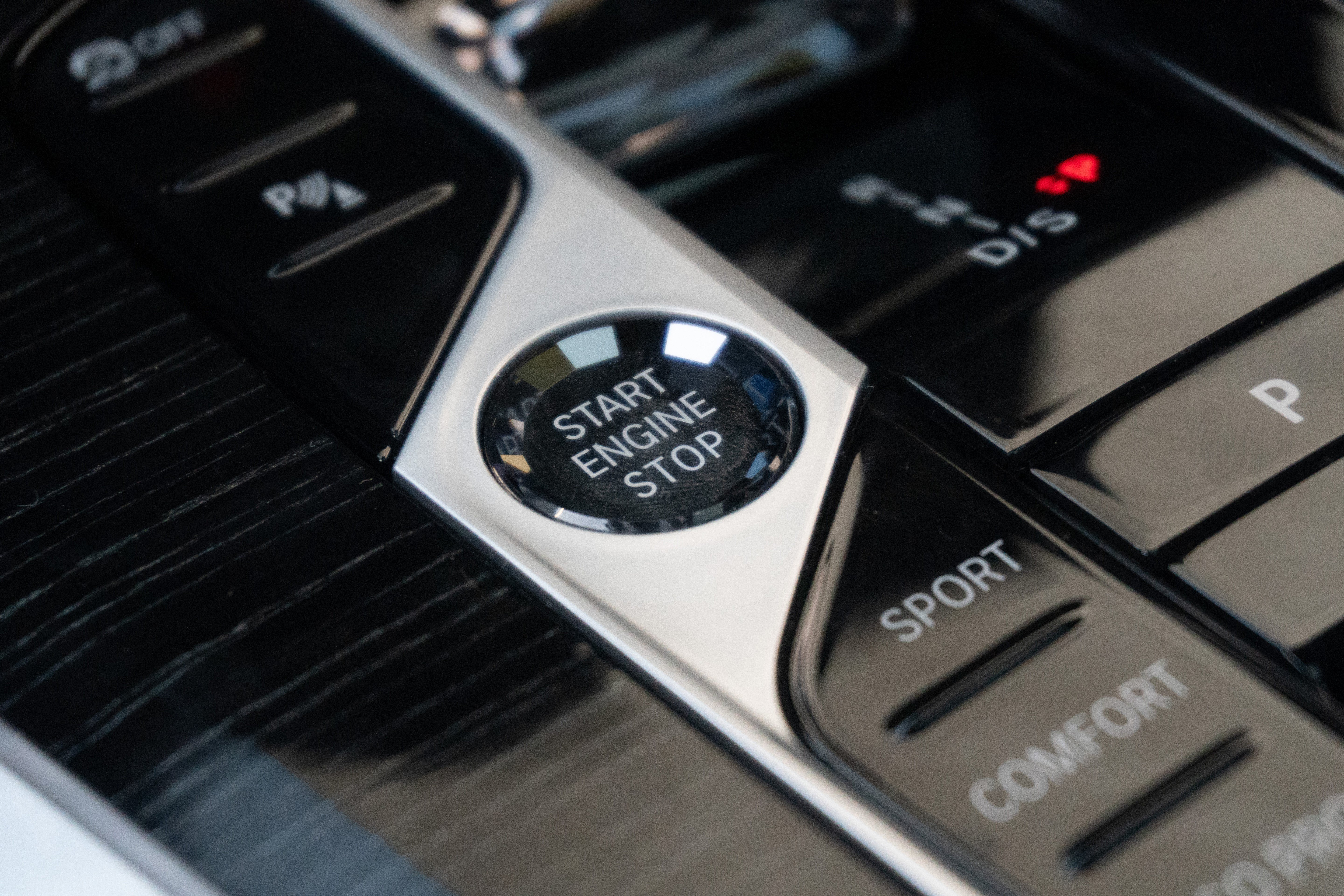 Certified 2025 BMW X7 M60i AWD/4WD image 20