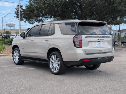 Used 2024 Chevrolet Tahoe RST RWD image 3