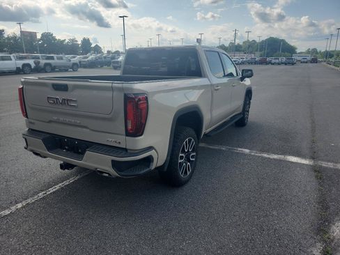 Used 2026 GMC Sierra 1500 AT4 w/ AT4 Premium Package AWD/4WD image 4