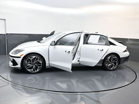 Used 2024 Hyundai Ioniq 6 SEL image 31