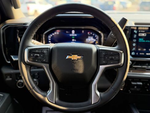 Used 2024 Chevrolet Silverado 3500 LT w/ All Star Edition AWD/4WD image 8