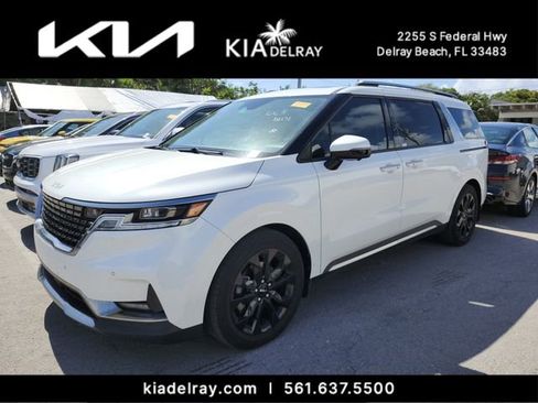 Used 2023 Kia Carnival SX Prestige FWD image 11