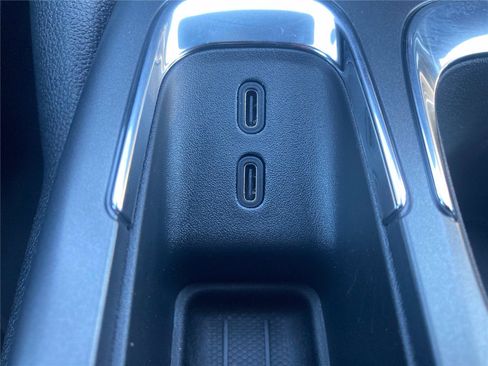 New 2026 Chevrolet Equinox EV LT w/ Comfort Package AWD/4WD image 16