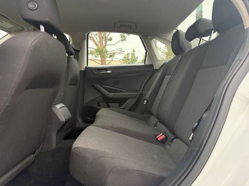 Used 2020 Volkswagen Jetta S image 15