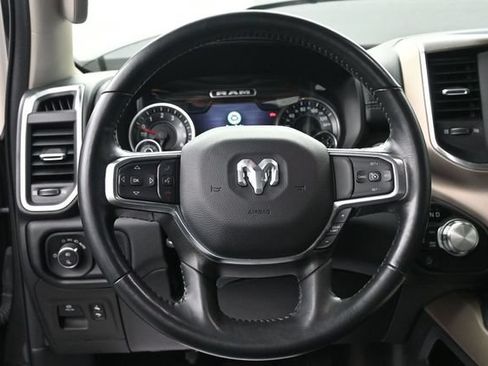 Used 2022 RAM 1500 Laramie AWD/4WD image 30