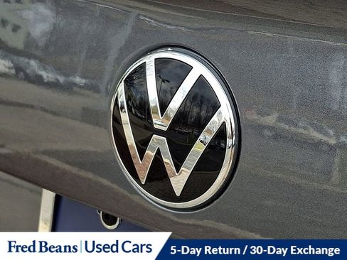 Certified 2024 Volkswagen Jetta Sport image 33
