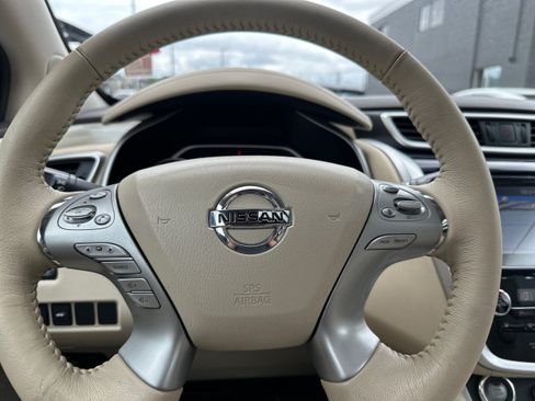 Used 2017 Nissan Murano Platinum AWD/4WD image 18