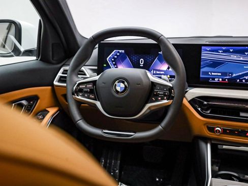 Used 2025 BMW 330i Sedan w/ Convenience Package image 17