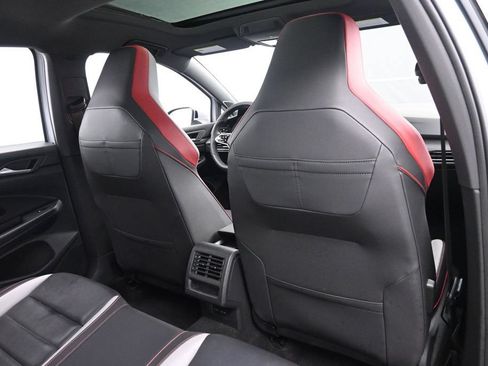 Used 2022 Volkswagen GTI SE w/ SE Leather Package FWD image 19