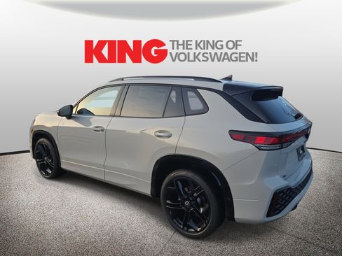 New 2026 Volkswagen Tiguan SE R-Line image 6