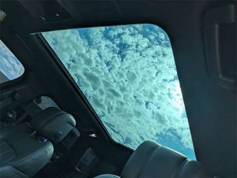 Used 2022 Land Rover Range Rover Sport SE image 22