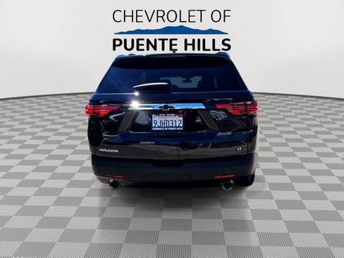 Used 2023 Chevrolet Traverse LT FWD image 7