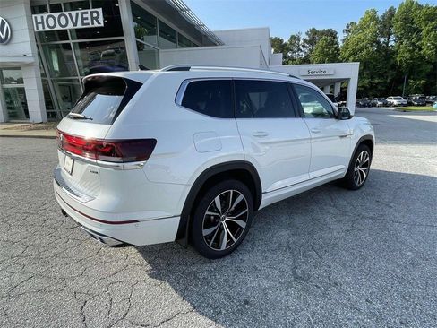 Used 2025 Volkswagen Atlas SEL Premium R-Line AWD/4WD image 4