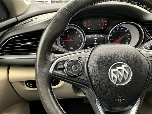 Used 2018 Buick Regal Preferred FWD image 11