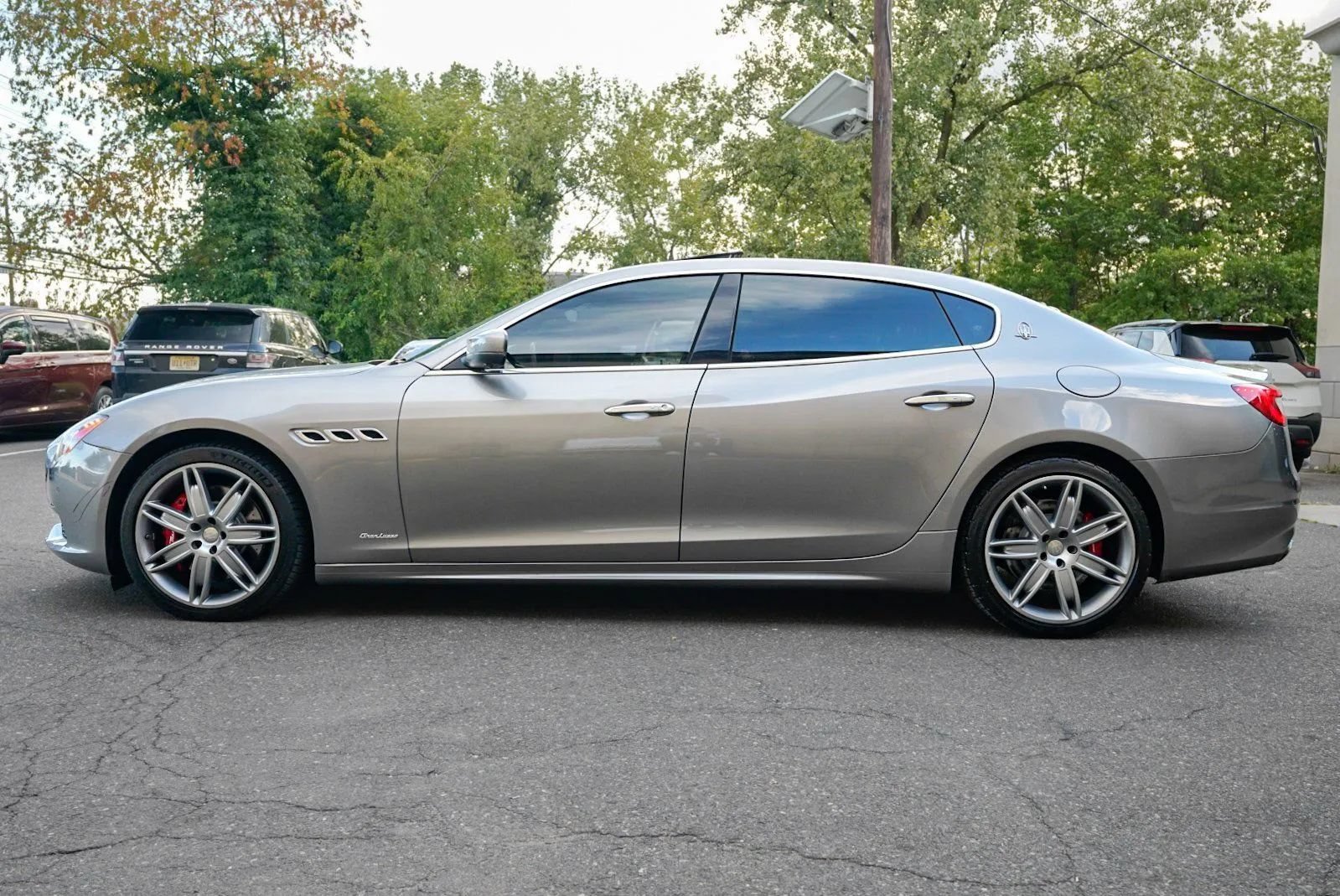 Used 2017 Maserati Quattroporte S GranLusso Q4 AWD/4WD image 8