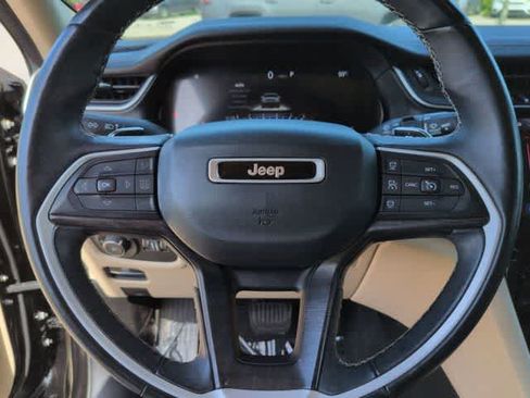 Certified 2021 Jeep Grand Cherokee L Limited AWD/4WD image 24