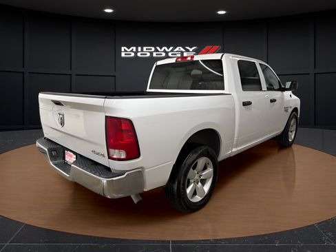 Used 2023 RAM 1500 Classic SLT AWD/4WD image 4