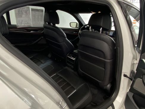 Used 2018 BMW 540i xDrive AWD/4WD image 13