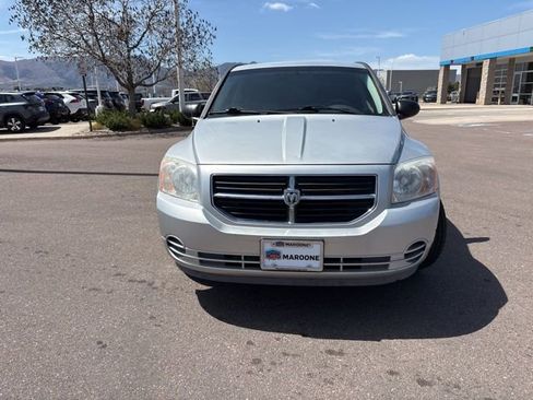 Used 2009 Dodge Caliber SXT FWD image 2