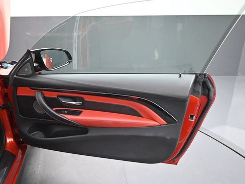 Used 2020 BMW M4 Convertible w/ Competition Package RWD image 19